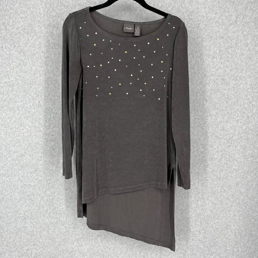 Chicos Travelers Embellished Asymmetrical Hem Top Size S Gray Slinky Long Line